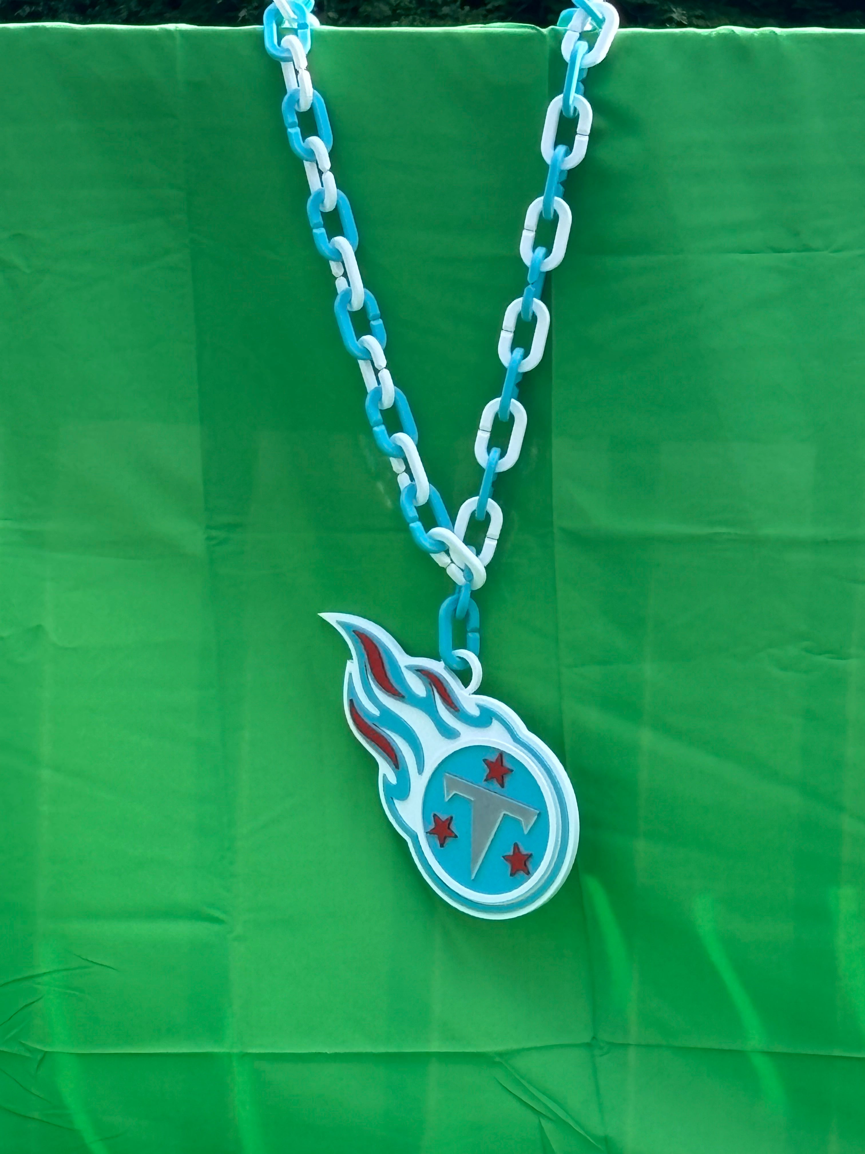 Tennessee Titans oversize Hype Chains